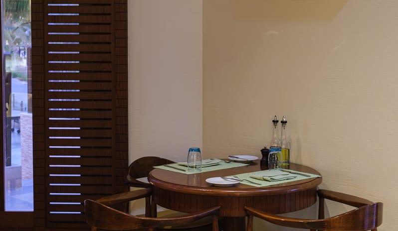 middle-east-holidays-ras-al-khaimah-doubletree-by-hilton-resort-spa-marjan-island-hotel-vespa